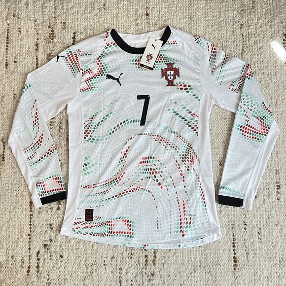 Puma Cristiano Ronaldo Portugal 2025 Authentic Away White Long Sleeve Jersey M - Picture 1 of 8